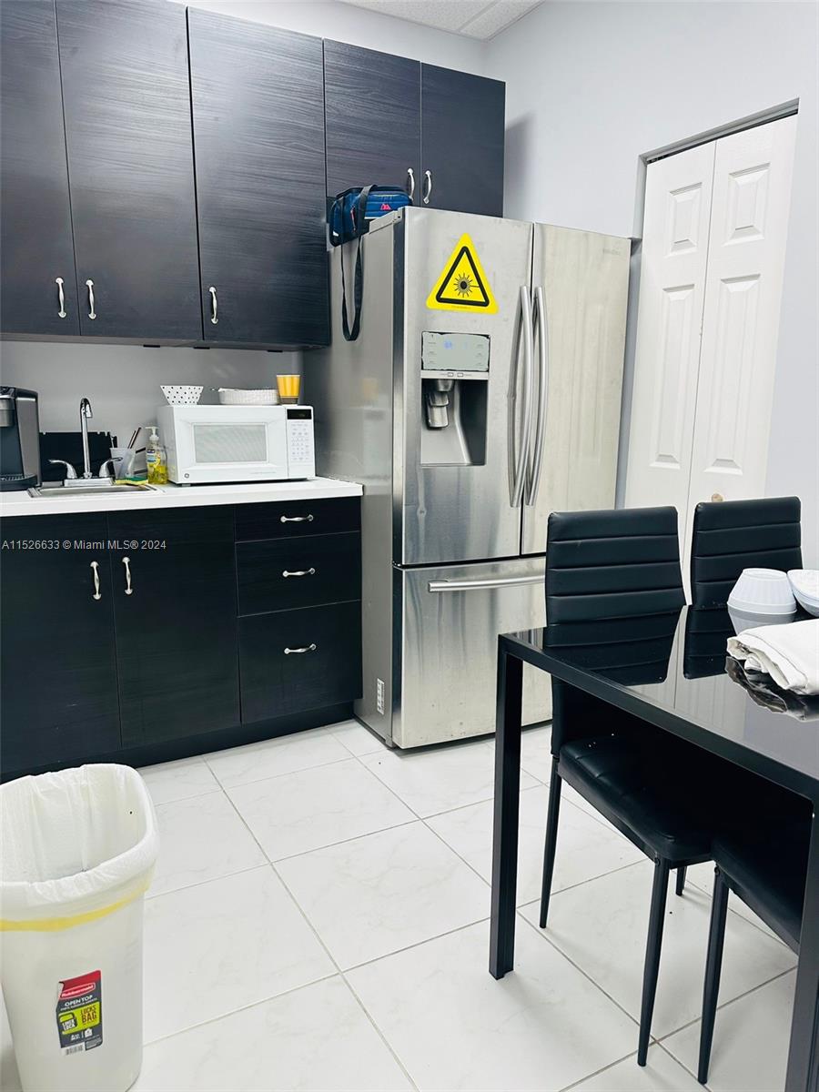 701 W Hallandale Beach Blvd 104, Hallandale Beach, Florida 33009, ,Commerciallease,For Rent,701 W Hallandale Beach Blvd 104,A11526633