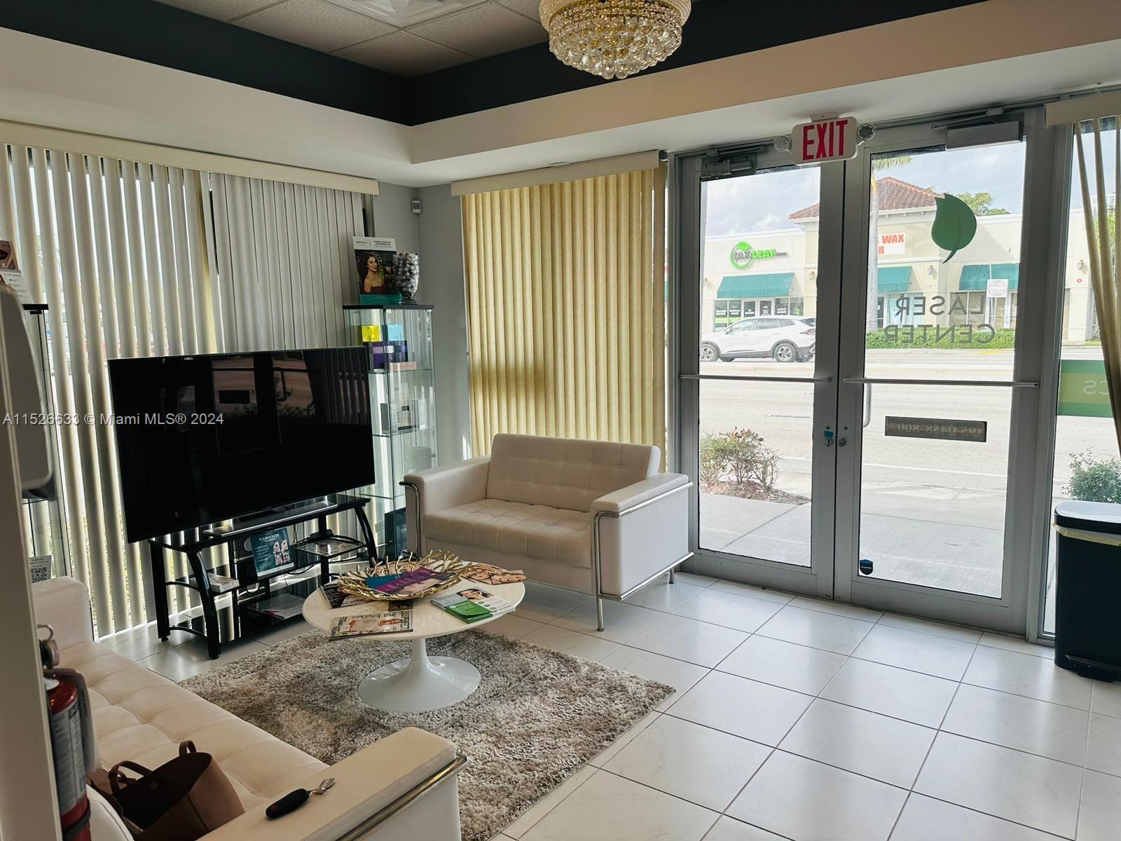 701 W Hallandale Beach Blvd 104, Hallandale Beach, Florida 33009, ,Commerciallease,For Rent,701 W Hallandale Beach Blvd 104,A11526633