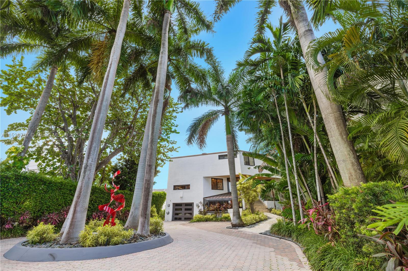 279 N Hibiscus Dr, Miami Beach, Florida 33139, 5 Bedrooms Bedrooms, ,5 BathroomsBathrooms,Residential,For Sale,279 N Hibiscus Dr,A11526707