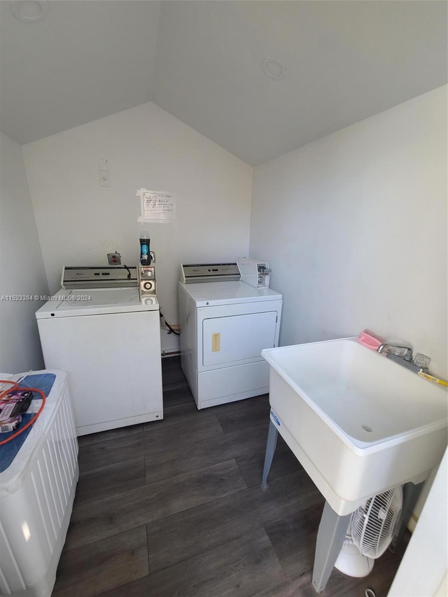 1864 NW 28th St, Miami, Florida 33142, ,Residentialincome,For Sale,1864 NW 28th St,A11523384