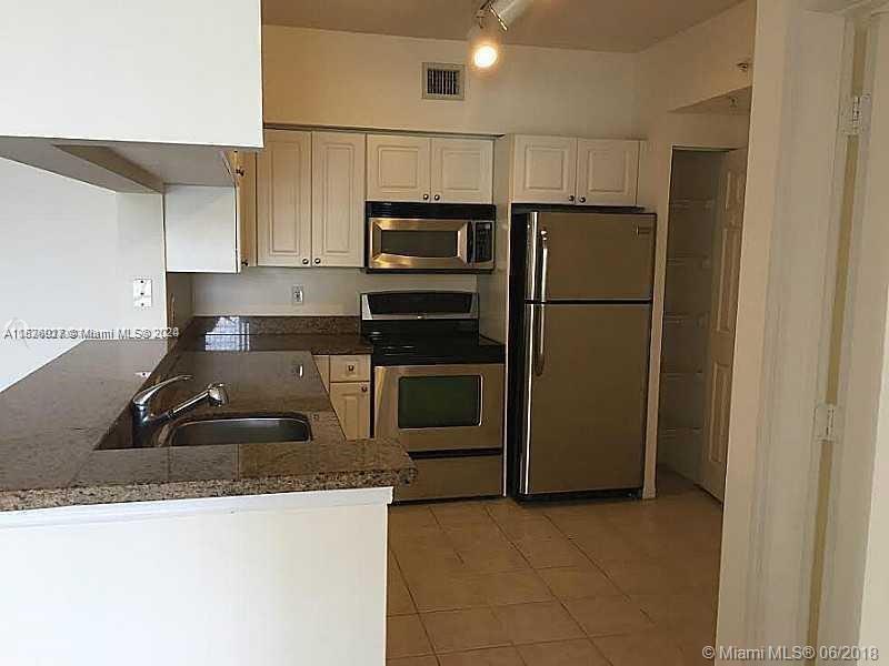 17150 N Bay Rd 2104, Sunny Isles Beach, Florida 33160, 2 Bedrooms Bedrooms, ,2 BathroomsBathrooms,Residential,For Sale,17150 N Bay Rd 2104,A11526927