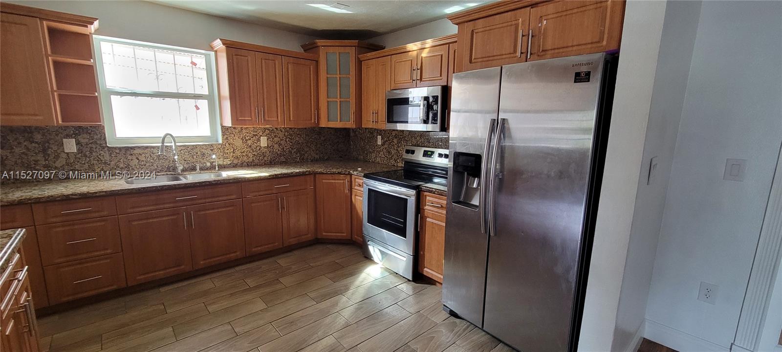 North Miami Beach, Florida 33162, 2 Bedrooms Bedrooms, ,2 BathroomsBathrooms,Residentiallease,For Rent,A11527097