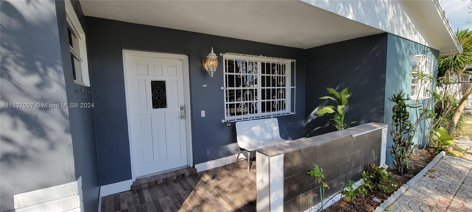 North Miami Beach, Florida 33162, 2 Bedrooms Bedrooms, ,2 BathroomsBathrooms,Residentiallease,For Rent,A11527097