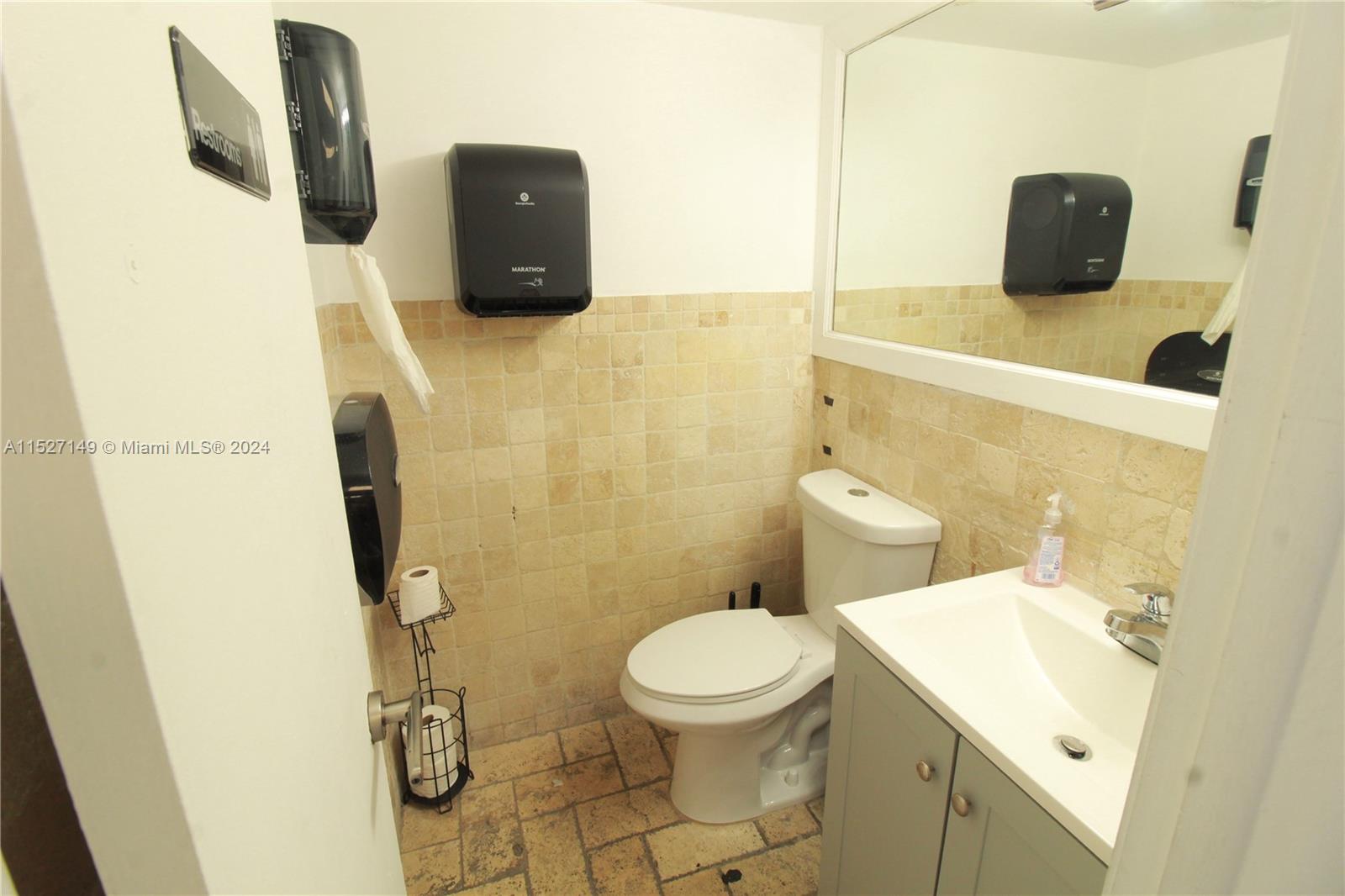 4121 NW 25th St, Miami, Florida 33142, ,Commercialsale,For Sale,4121 NW 25th St,A11527149