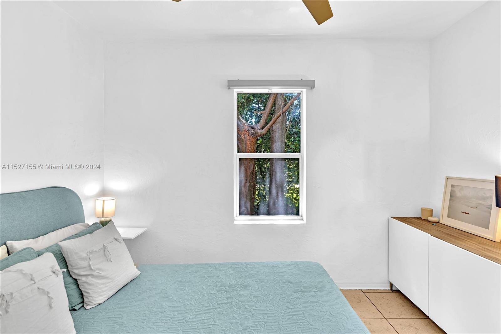 1220 NE 128th St, North Miami, Florida 33161, 2 Bedrooms Bedrooms, ,1 BathroomBathrooms,Residential,For Sale,1220 NE 128th St,A11527155