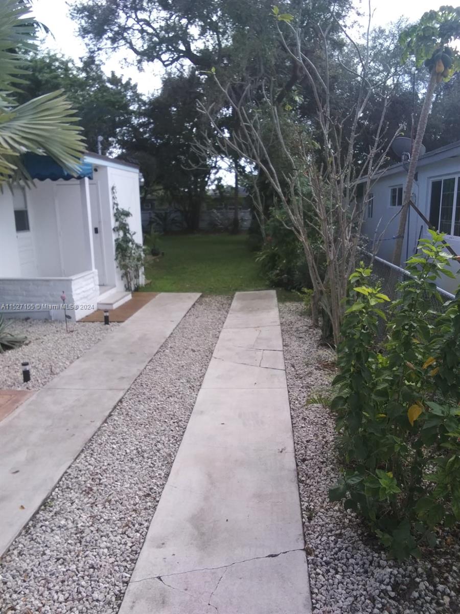 1220 NE 128th St, North Miami, Florida 33161, 2 Bedrooms Bedrooms, ,1 BathroomBathrooms,Residential,For Sale,1220 NE 128th St,A11527155