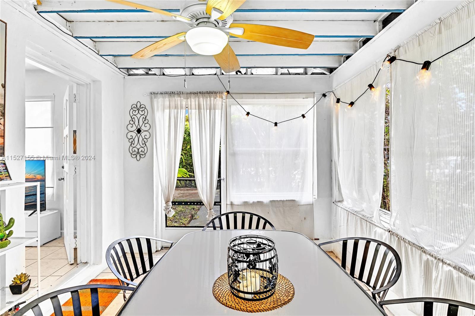 1220 NE 128th St, North Miami, Florida 33161, 2 Bedrooms Bedrooms, ,1 BathroomBathrooms,Residential,For Sale,1220 NE 128th St,A11527155