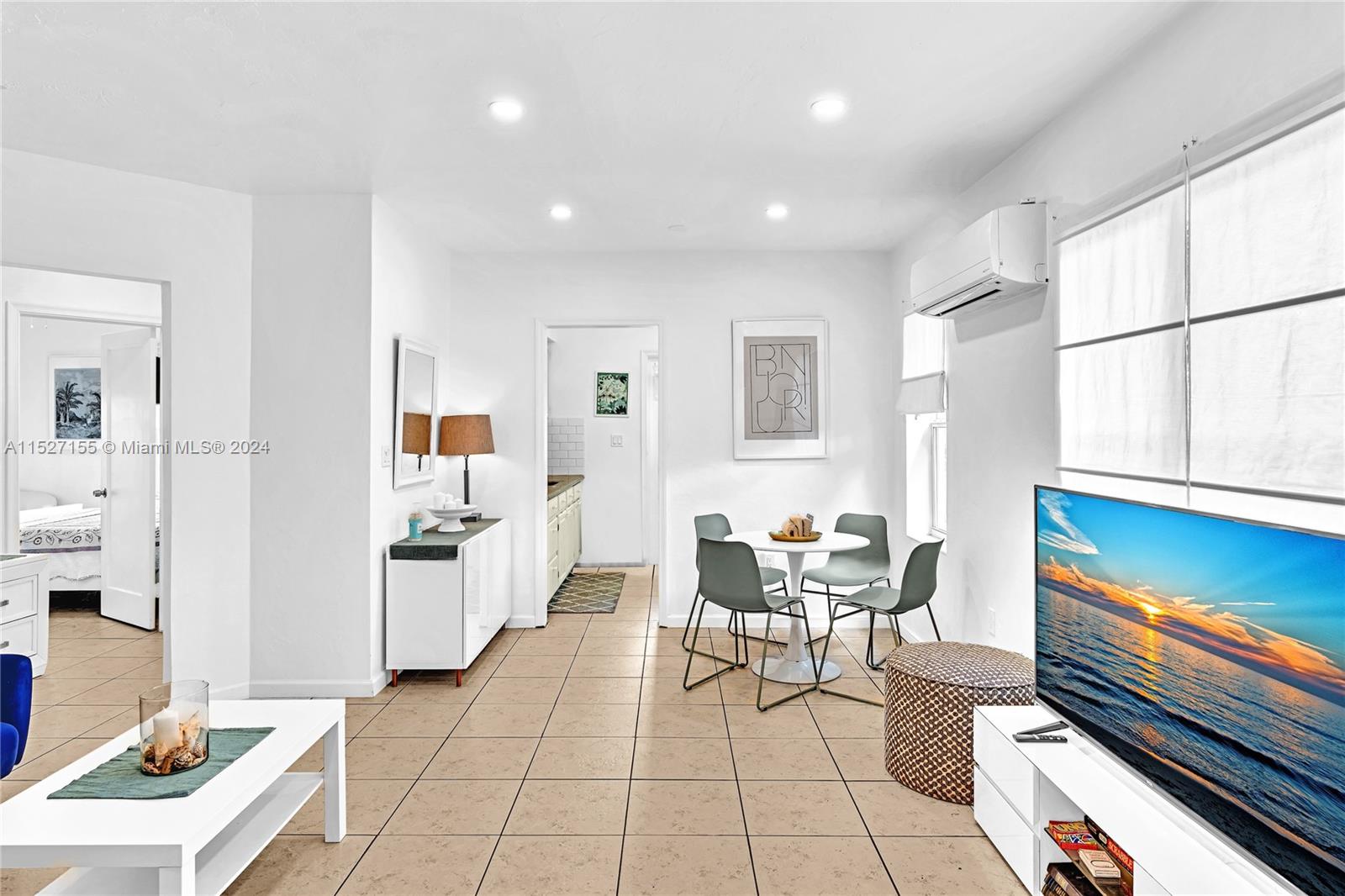 1220 NE 128th St, North Miami, Florida 33161, 2 Bedrooms Bedrooms, ,1 BathroomBathrooms,Residential,For Sale,1220 NE 128th St,A11527155