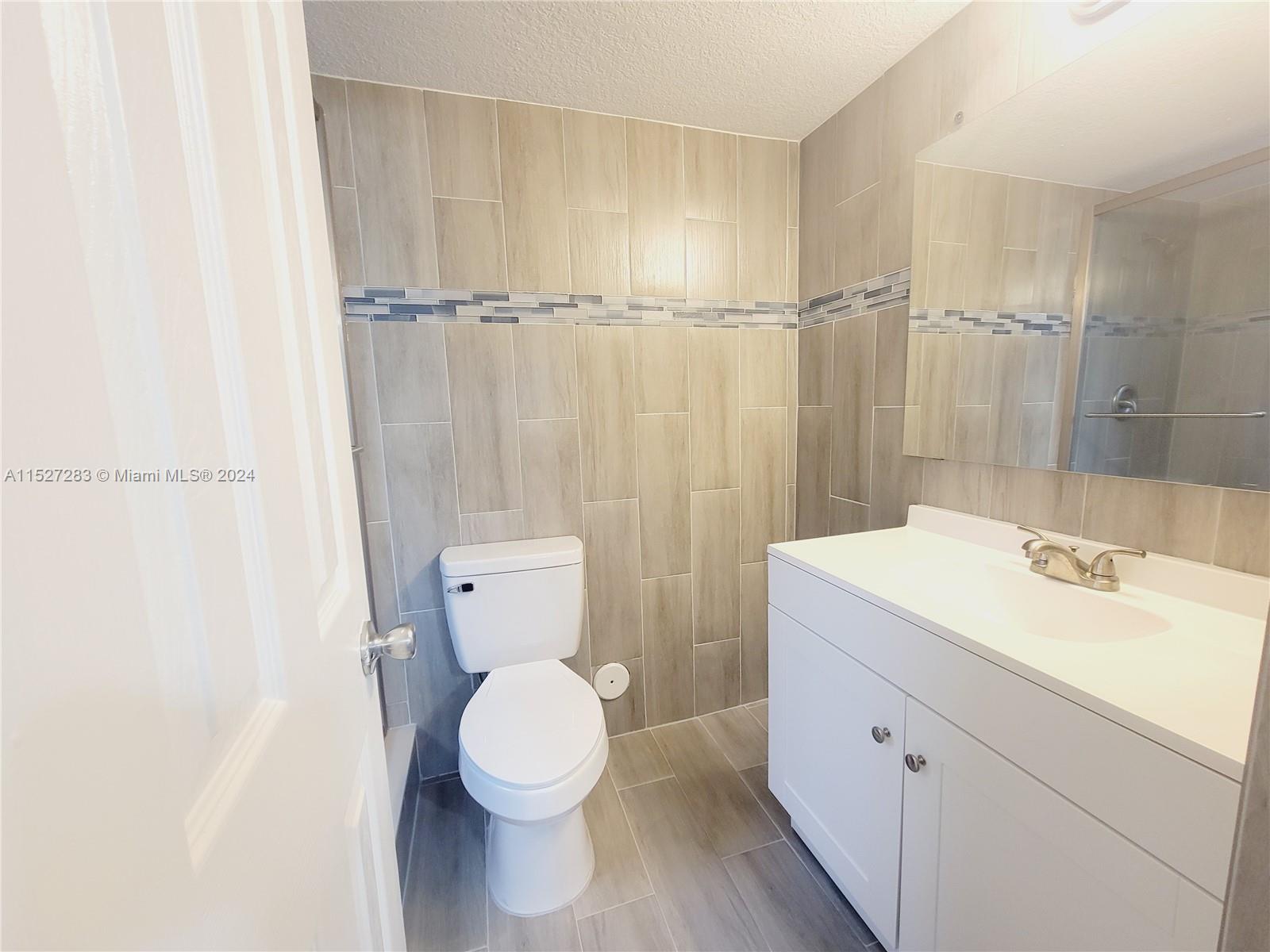 7900 NW 50th St 108, Lauderhill, Florida 33351, 2 Bedrooms Bedrooms, ,2 BathroomsBathrooms,Residentiallease,For Rent,7900 NW 50th St 108,A11527283