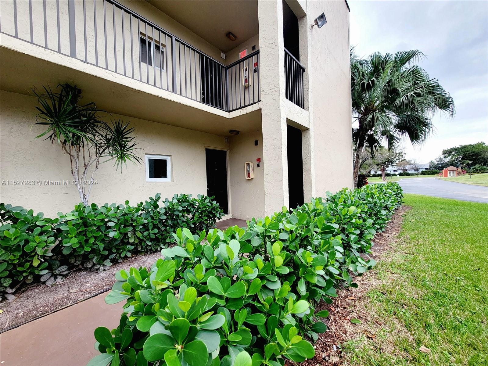 7900 NW 50th St 108, Lauderhill, Florida 33351, 2 Bedrooms Bedrooms, ,2 BathroomsBathrooms,Residentiallease,For Rent,7900 NW 50th St 108,A11527283