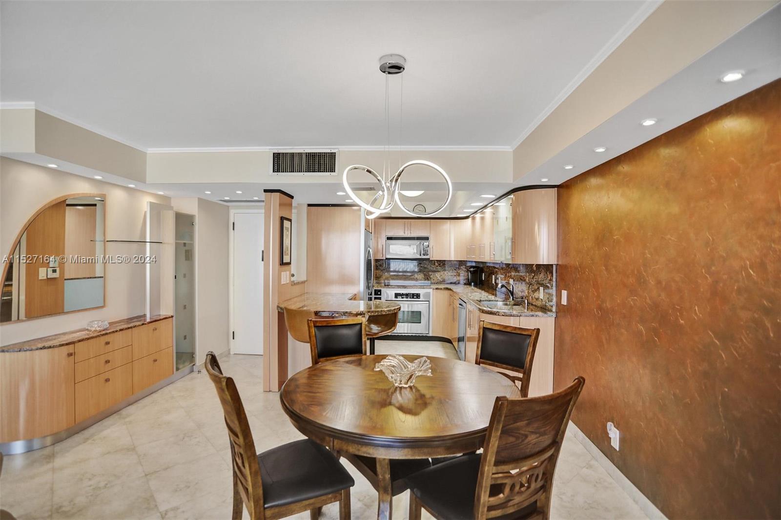 2201 S Ocean Dr 2804, Hollywood, Florida 33019, 2 Bedrooms Bedrooms, ,2 BathroomsBathrooms,Residentiallease,For Rent,2201 S Ocean Dr 2804,A11527164