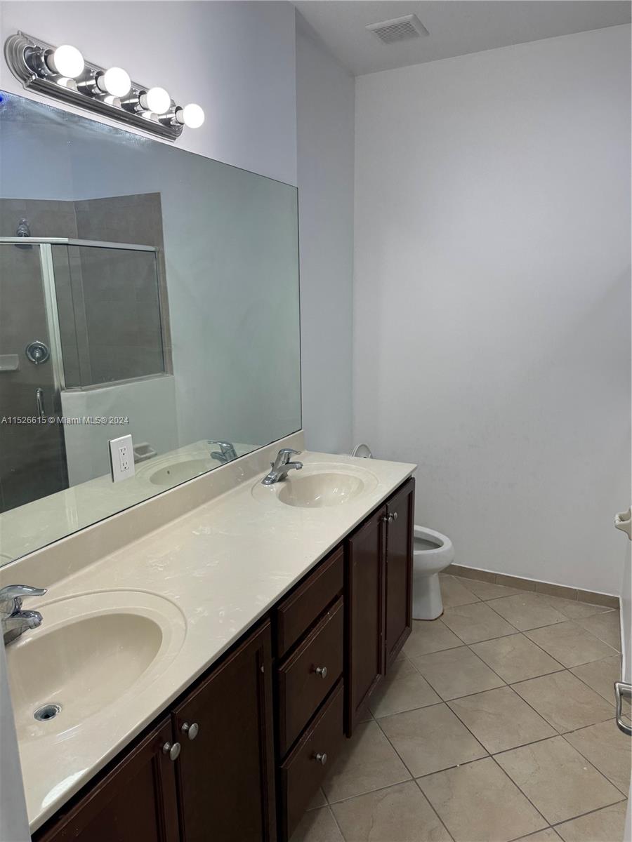 11357 SW 234th Ln, Homestead, Florida 33032, 4 Bedrooms Bedrooms, ,3 BathroomsBathrooms,Residentiallease,For Rent,11357 SW 234th Ln,A11526615