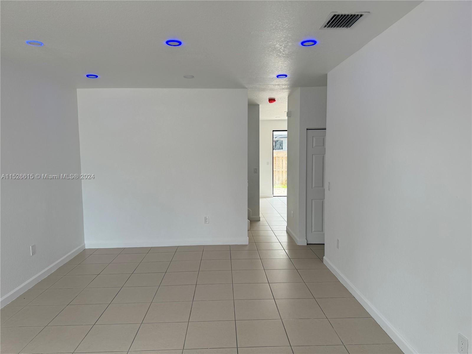 11357 SW 234th Ln, Homestead, Florida 33032, 4 Bedrooms Bedrooms, ,3 BathroomsBathrooms,Residentiallease,For Rent,11357 SW 234th Ln,A11526615