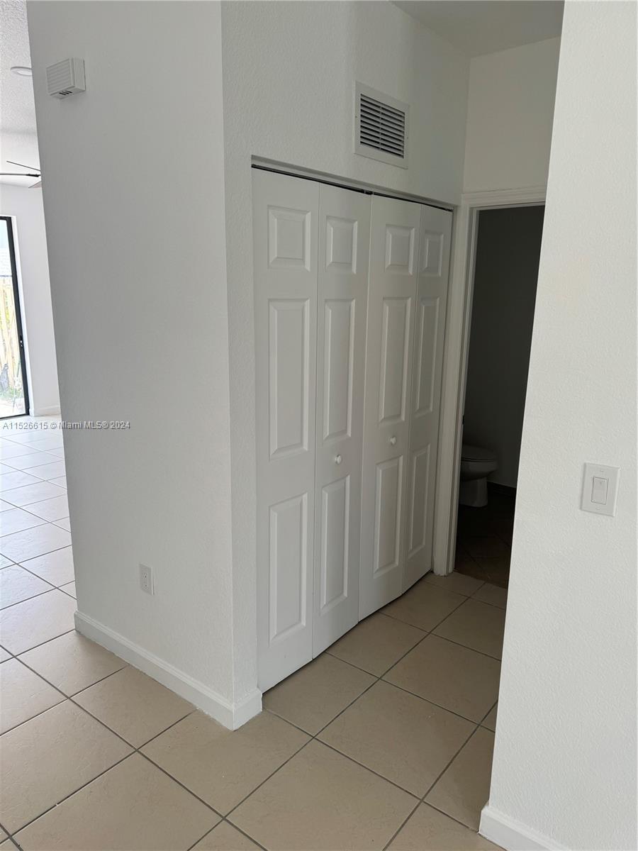 11357 SW 234th Ln, Homestead, Florida 33032, 4 Bedrooms Bedrooms, ,3 BathroomsBathrooms,Residentiallease,For Rent,11357 SW 234th Ln,A11526615