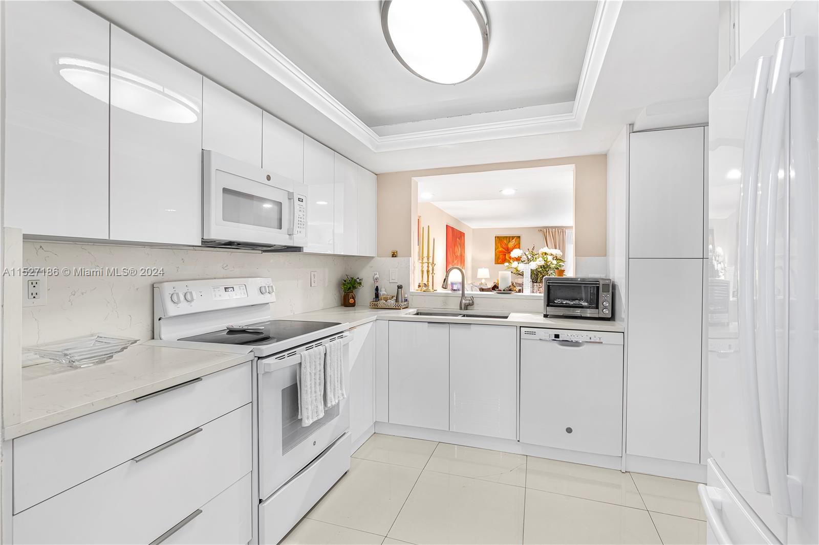 Doral, Florida 33178, 2 Bedrooms Bedrooms, ,2 BathroomsBathrooms,Residential,For Sale,A11527186