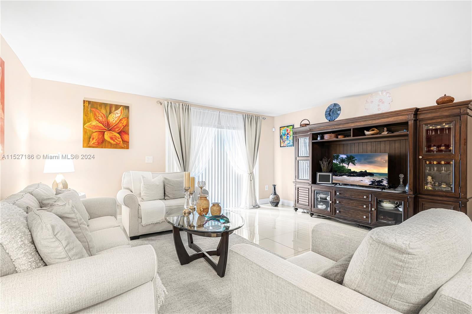 Doral, Florida 33178, 2 Bedrooms Bedrooms, ,2 BathroomsBathrooms,Residential,For Sale,A11527186