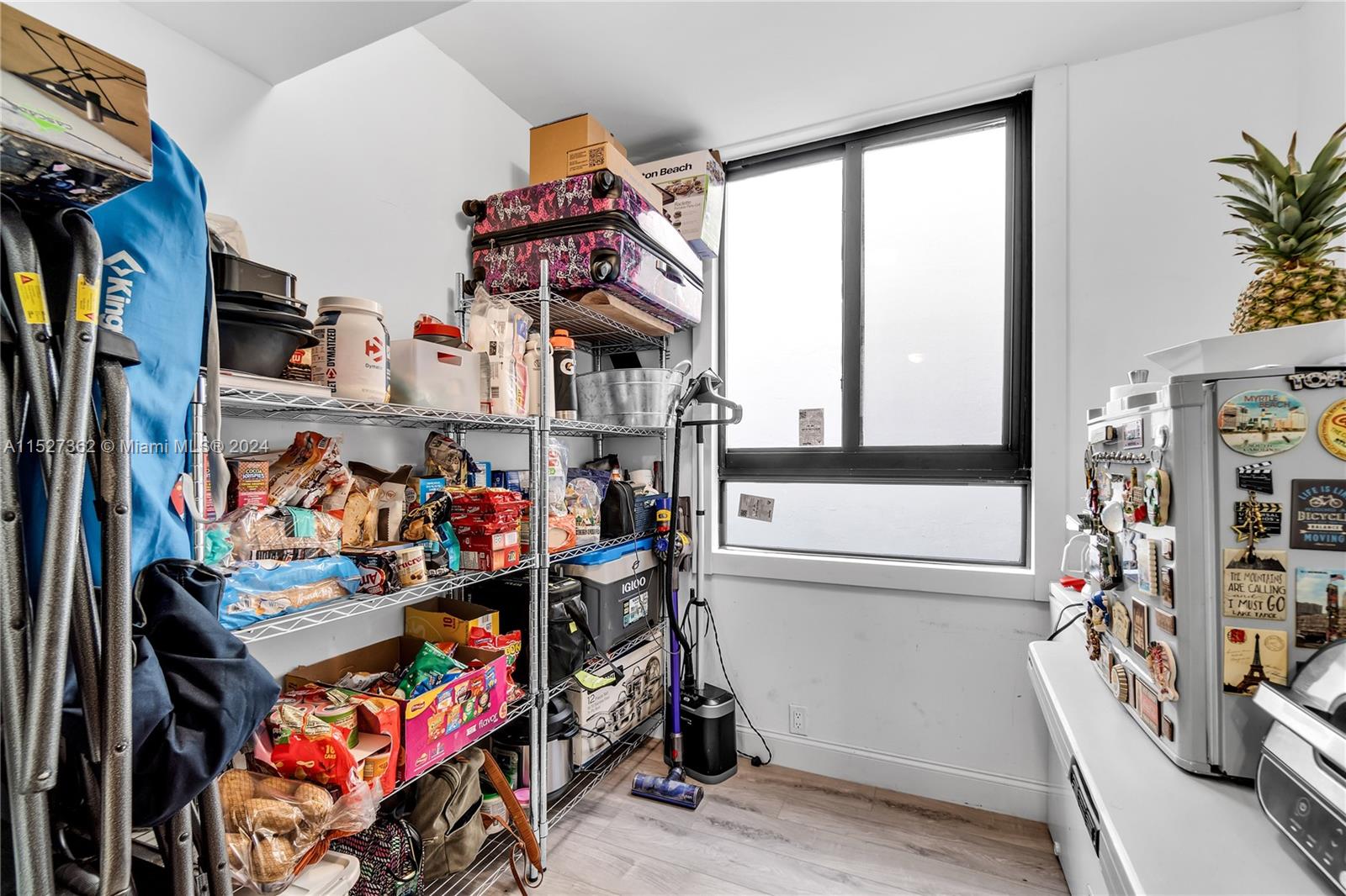 121 Crandon Blvd 256, Key Biscayne, Florida 33149, 3 Bedrooms Bedrooms, ,2 BathroomsBathrooms,Residential,For Sale,121 Crandon Blvd 256,A11527362