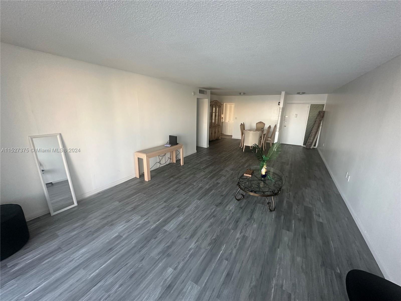 Miami, Florida 33179, 2 Bedrooms Bedrooms, ,2 BathroomsBathrooms,Residential,For Sale,A11527375
