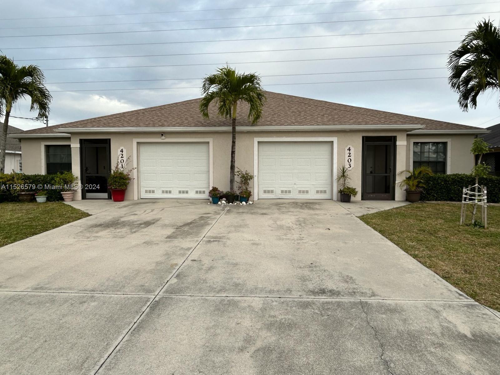 4201 SW SANTA BARBARA PL, Cape Coral, FL 33914