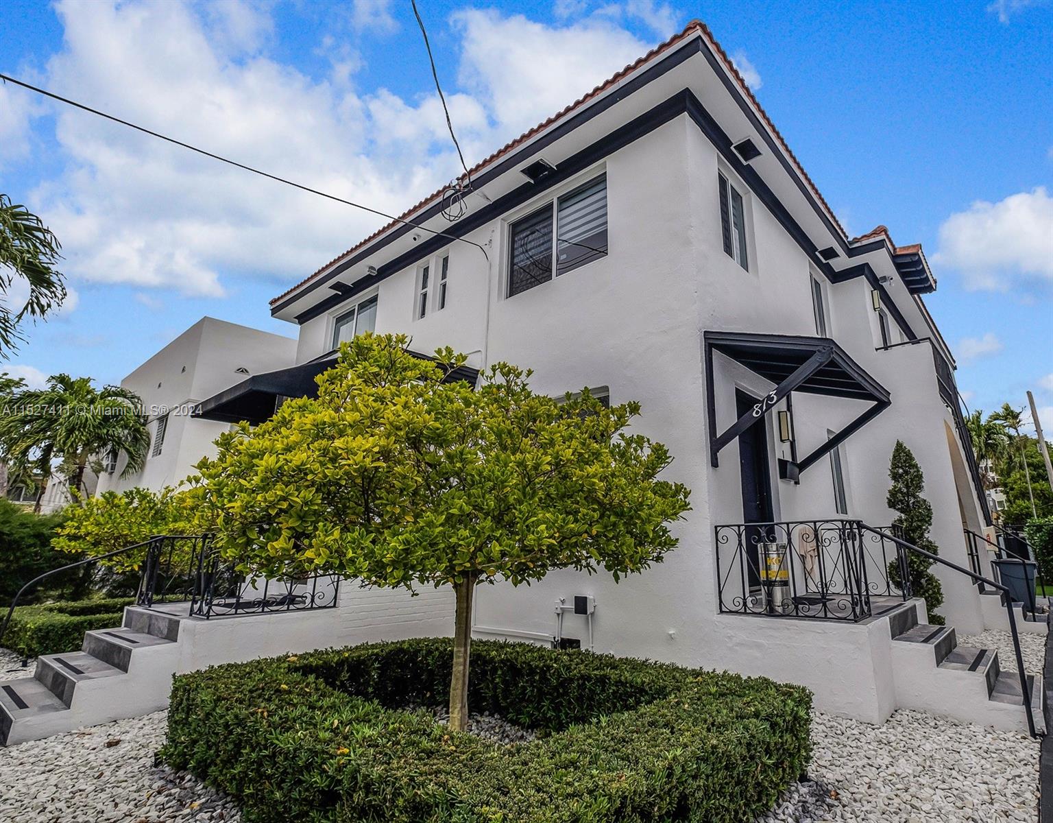 815 W 39th St, Miami Beach, Florida 33140, ,Residentialincome,For Sale,815 W 39th St,A11527411