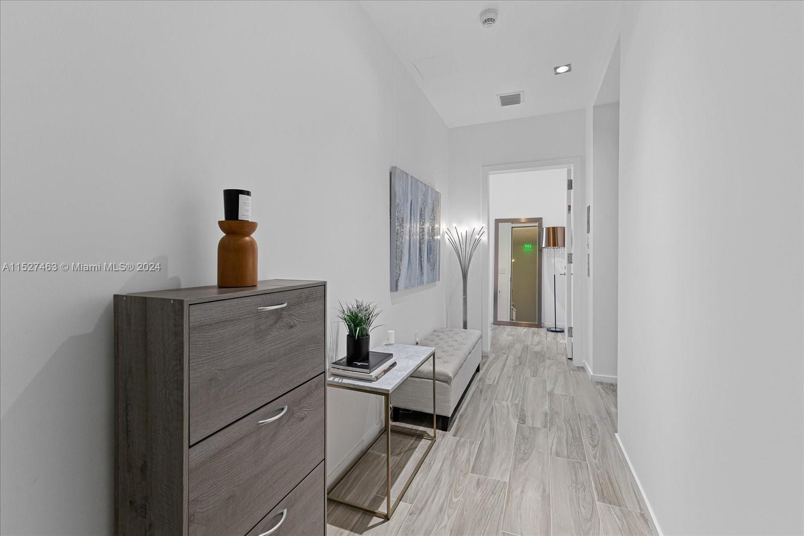801 S Miami Ave 5209, Miami, Florida 33130, 3 Bedrooms Bedrooms, ,3 BathroomsBathrooms,Residential,For Sale,801 S Miami Ave 5209,A11527463