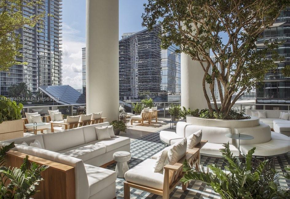 801 S Miami Ave 5209, Miami, Florida 33130, 3 Bedrooms Bedrooms, ,3 BathroomsBathrooms,Residential,For Sale,801 S Miami Ave 5209,A11527463