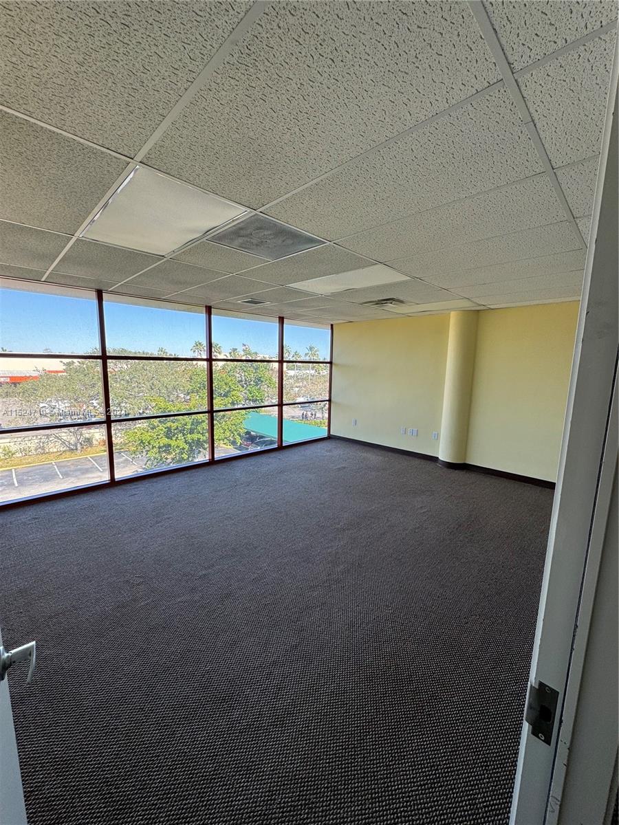 1799 W Oakland Park Blvd, Oakland Park, Florida 33311, ,Commerciallease,For Rent,1799 W Oakland Park Blvd,A11524710