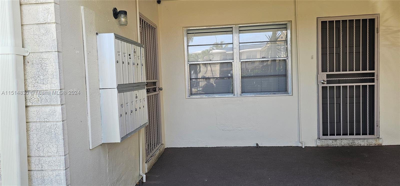 1725 NE 116th Rd 1, North Miami, Florida 33181, 2 Bedrooms Bedrooms, ,2 BathroomsBathrooms,Residential,For Sale,1725 NE 116th Rd 1,A11514830
