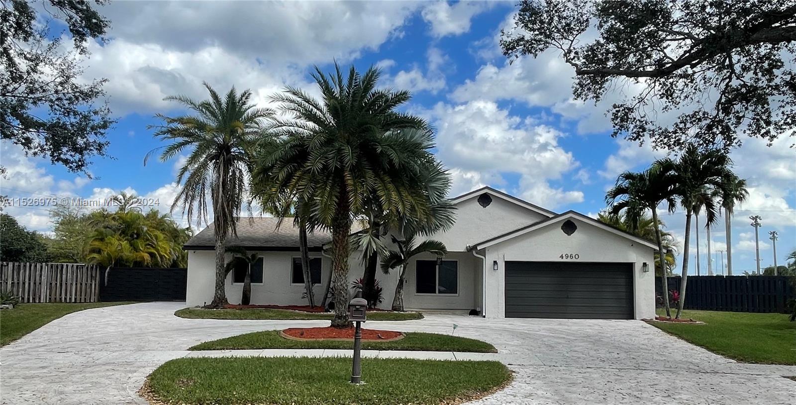 4960 SW 119th Ave 0, Cooper City, Florida 33330, 3 Bedrooms Bedrooms, ,2 BathroomsBathrooms,Residentiallease,For Rent,4960 SW 119th Ave 0,A11526975