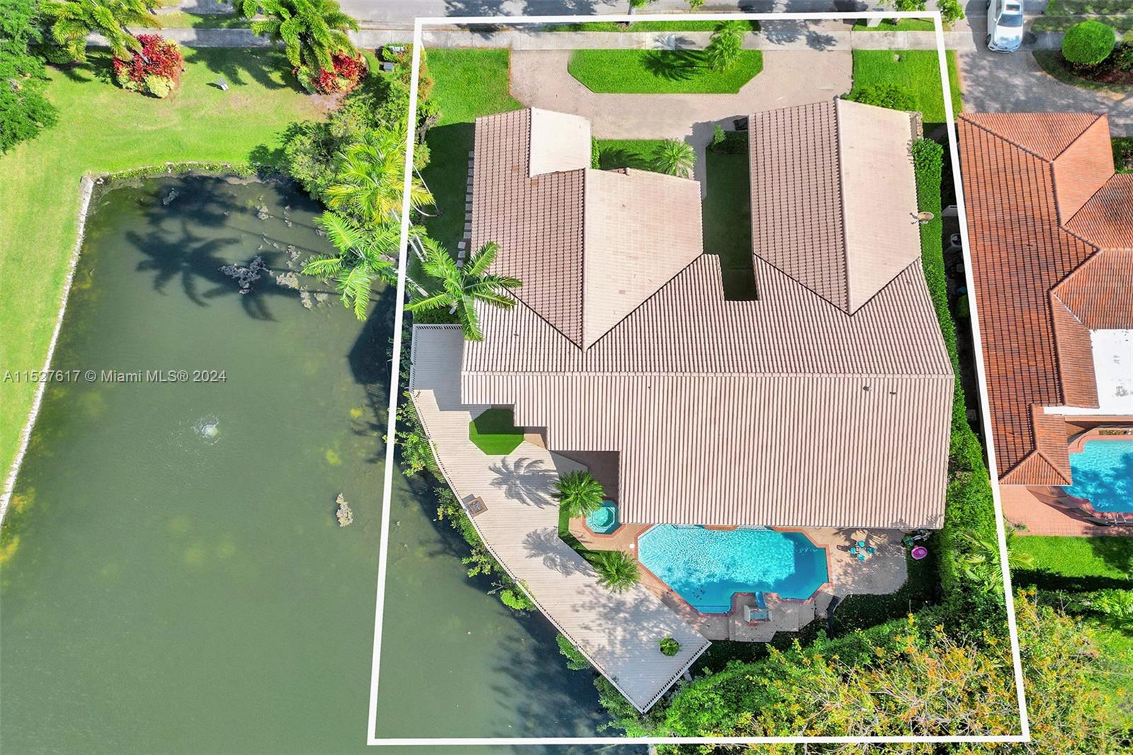 3180 N 36th St, Hollywood, Florida 33021, 5 Bedrooms Bedrooms, ,3 BathroomsBathrooms,Residentiallease,For Rent,3180 N 36th St,A11527617