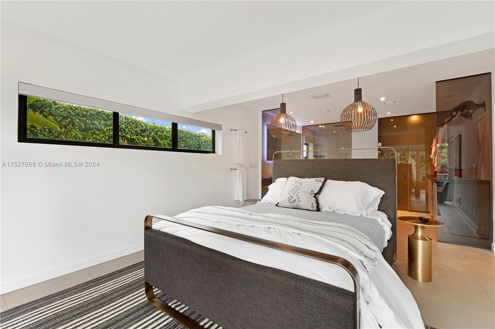 114 5th Dilido Ter, Miami Beach, Florida 33139, 3 Bedrooms Bedrooms, ,2 BathroomsBathrooms,Residentiallease,For Rent,114 5th Dilido Ter,A11527668
