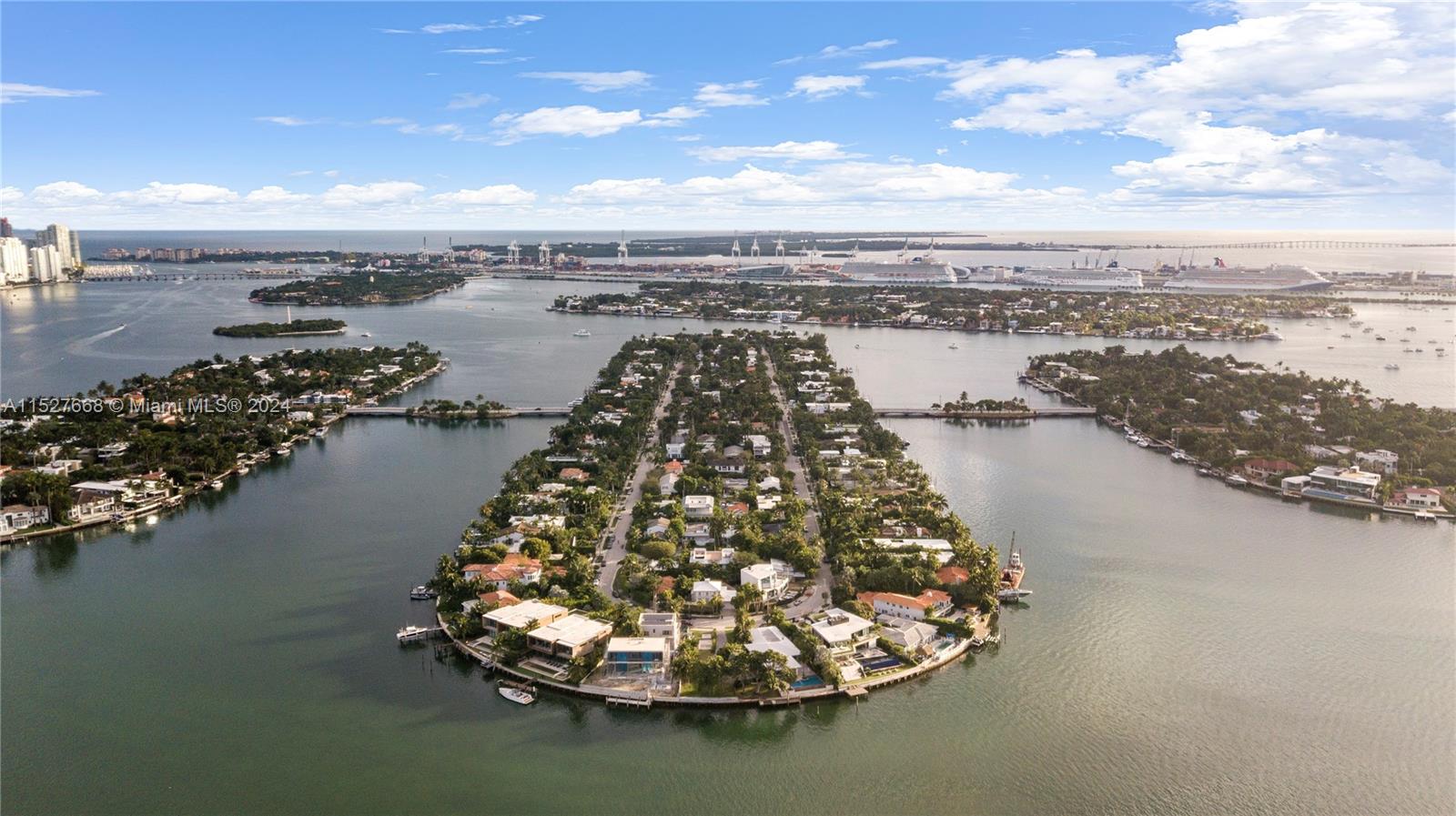 114 5th Dilido Ter, Miami Beach, Florida 33139, 3 Bedrooms Bedrooms, ,2 BathroomsBathrooms,Residentiallease,For Rent,114 5th Dilido Ter,A11527668