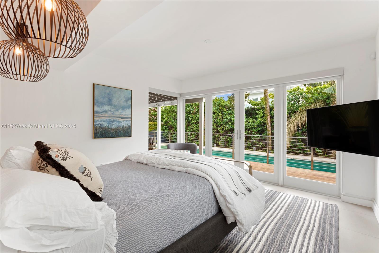 114 5th Dilido Ter, Miami Beach, Florida 33139, 3 Bedrooms Bedrooms, ,2 BathroomsBathrooms,Residentiallease,For Rent,114 5th Dilido Ter,A11527668