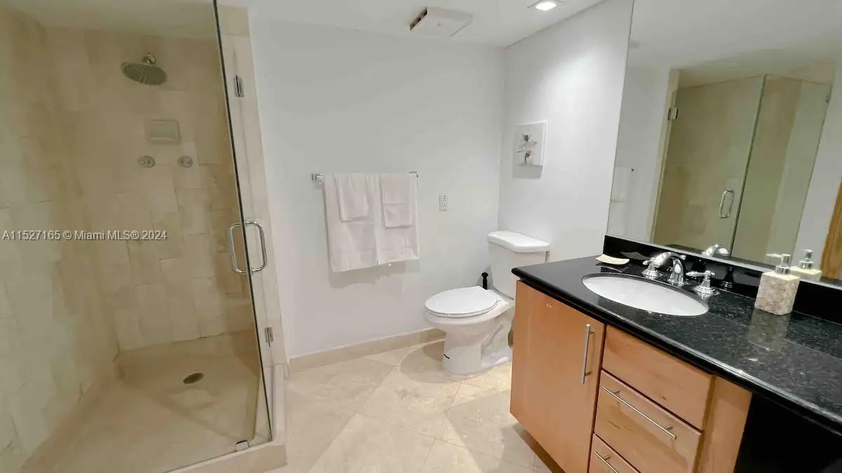 1717 N Bayshore Dr A-2741, Miami, Florida 33132, 3 Bedrooms Bedrooms, ,2 BathroomsBathrooms,Residentiallease,For Rent,1717 N Bayshore Dr A-2741,A11527165