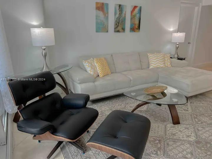 1717 N Bayshore Dr A-2741, Miami, Florida 33132, 3 Bedrooms Bedrooms, ,2 BathroomsBathrooms,Residentiallease,For Rent,1717 N Bayshore Dr A-2741,A11527165