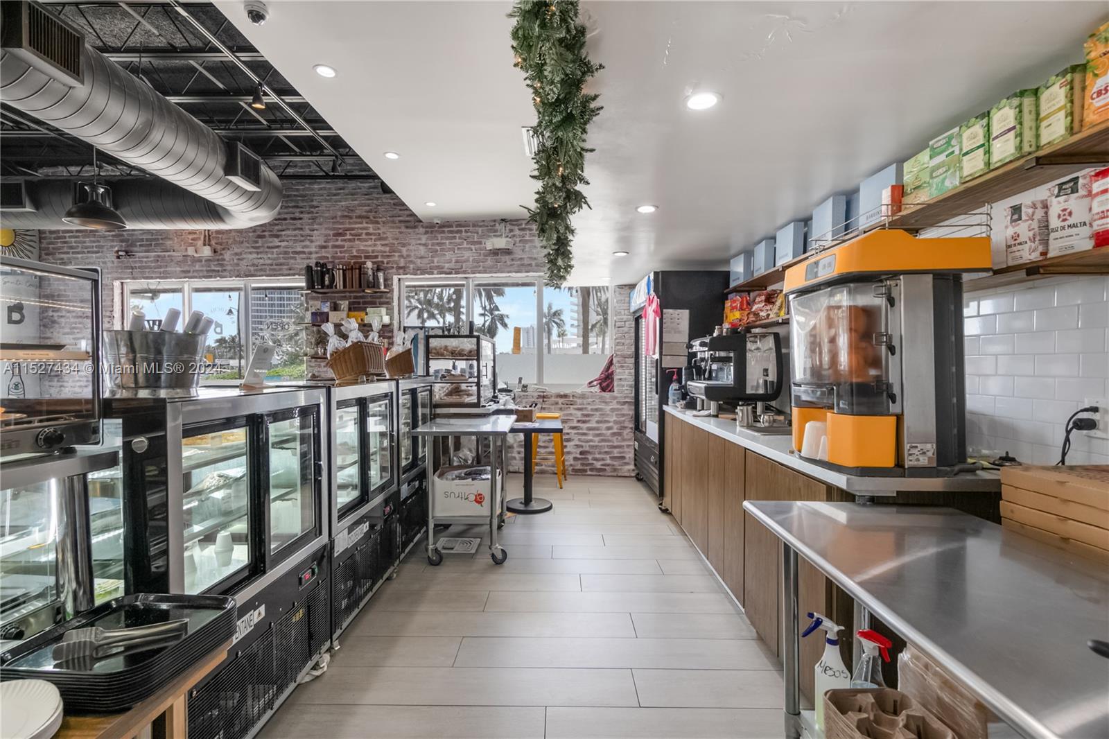 Fort Lauderdale, Florida 33316, ,Businessopportunity,For Sale,A11527434