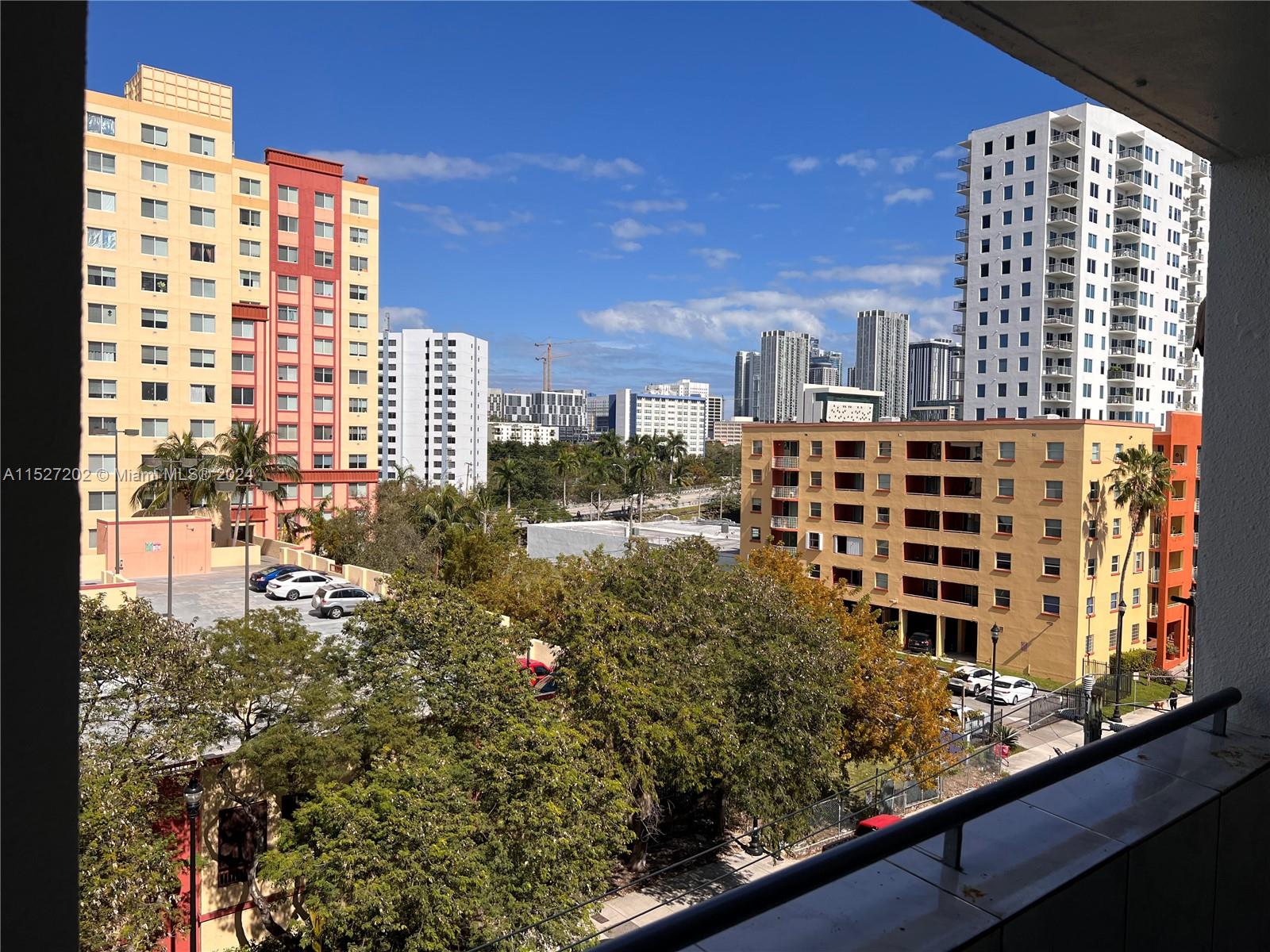 546 SW 1st St #611 For Sale A11527202, FL