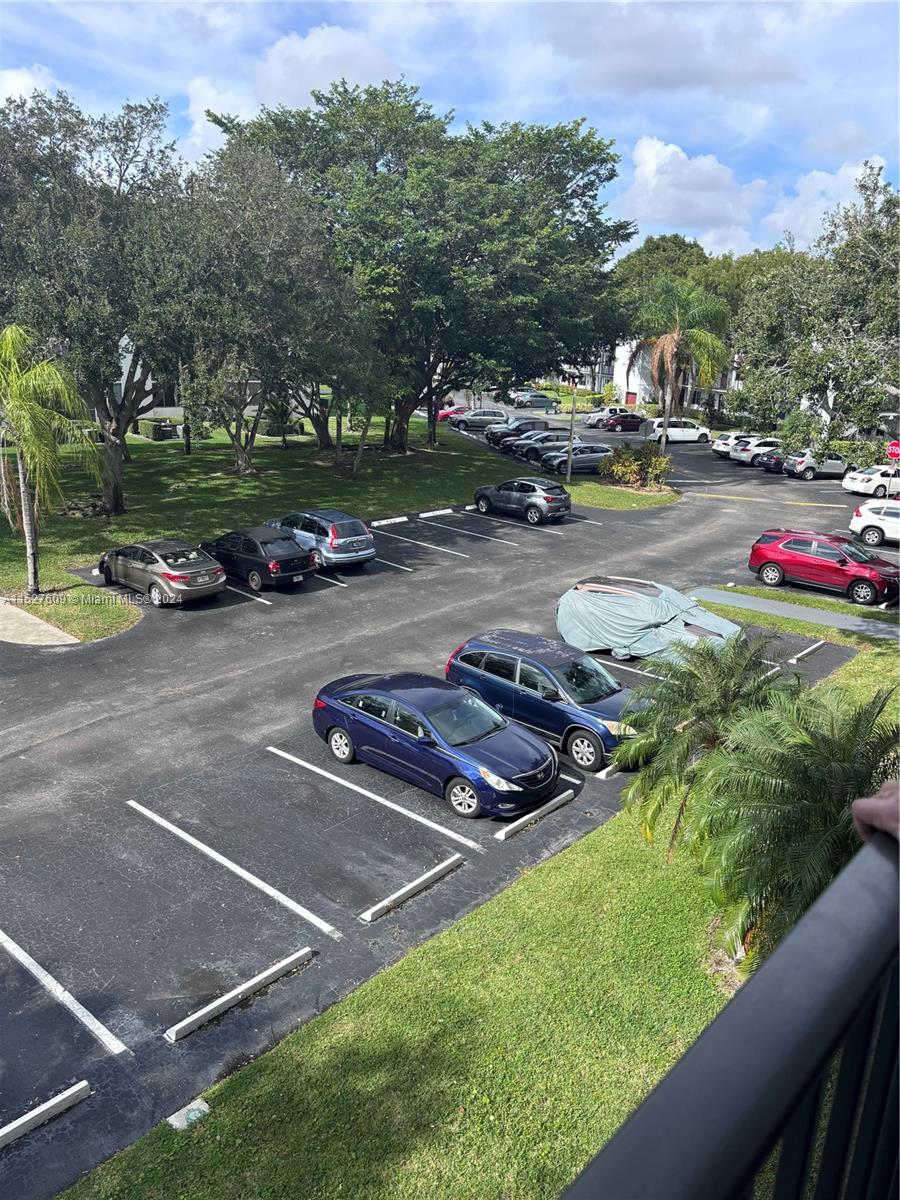 1301 SW 134th Way 307B, Pembroke Pines, Florida 33027, 1 Bedroom Bedrooms, ,1 BathroomBathrooms,Residentiallease,For Rent,1301 SW 134th Way 307B,A11527609