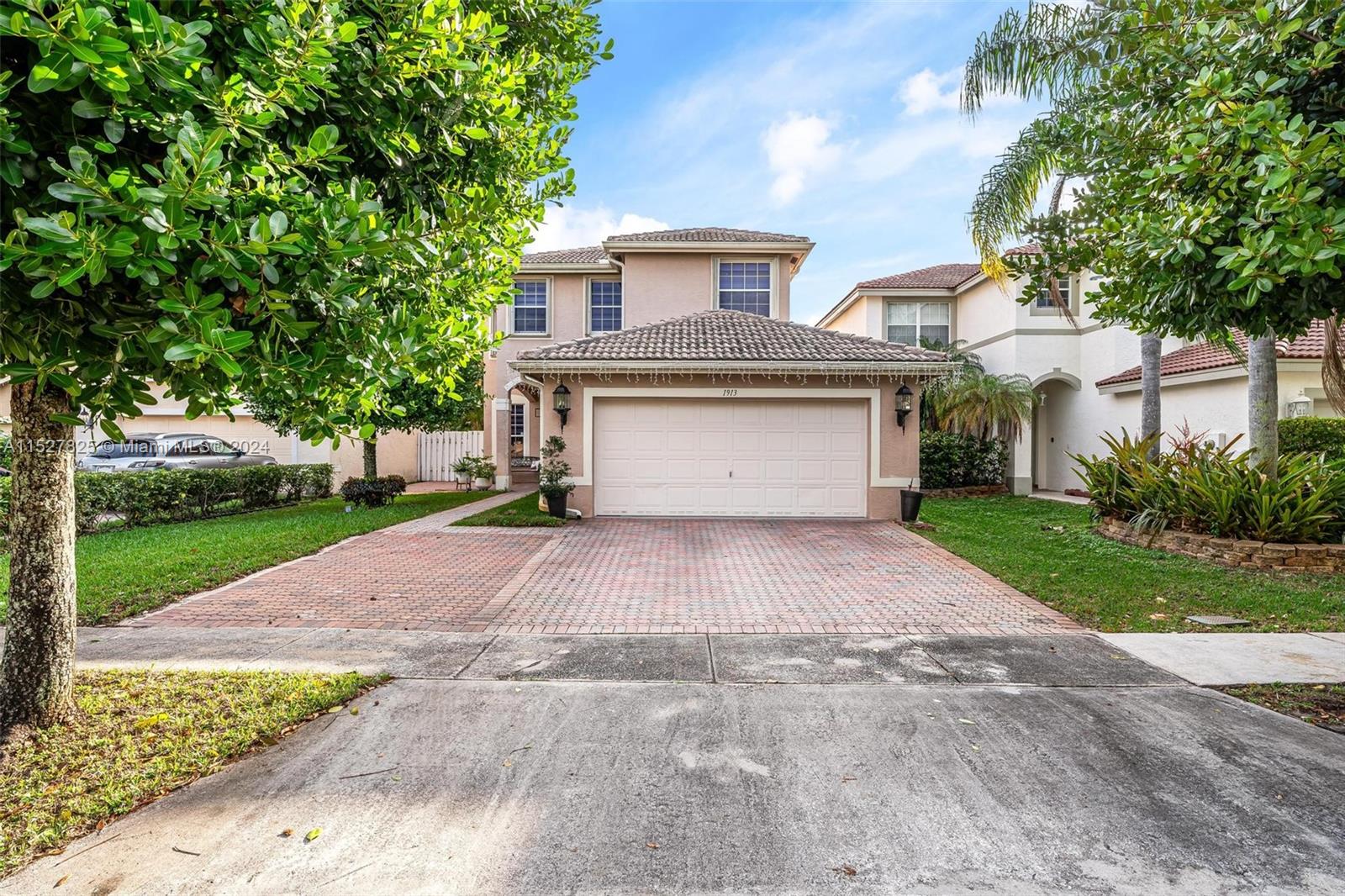 1913 SW 149th Ave  For Sale A11527825, FL