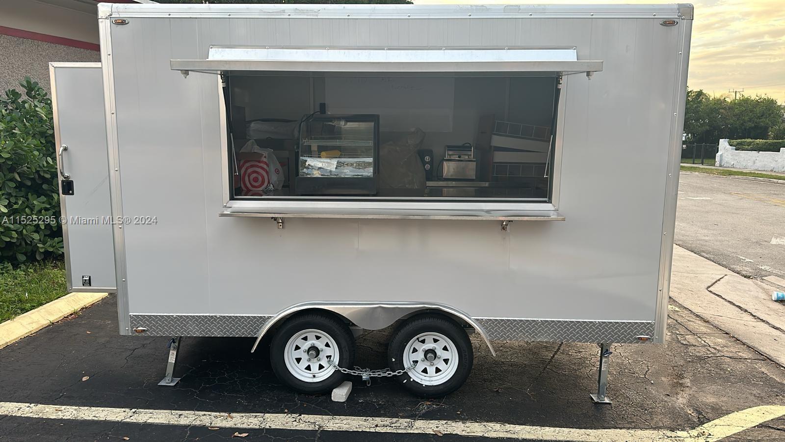 FOOD TRUCK NW DORAL, Doral, Florida 33178, ,Commercialsale,For Sale,FOOD TRUCK NW DORAL,A11525295