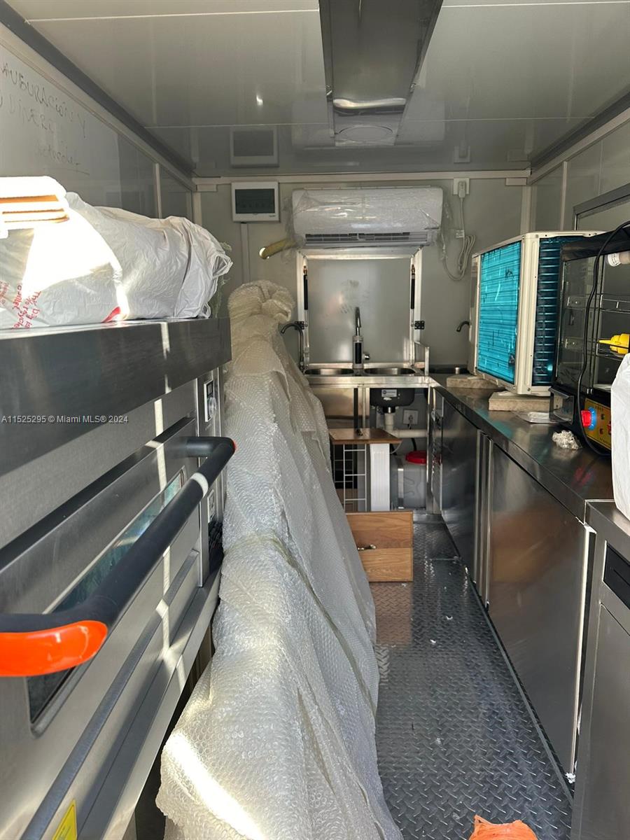 FOOD TRUCK NW DORAL, Doral, Florida 33178, ,Commercialsale,For Sale,FOOD TRUCK NW DORAL,A11525295