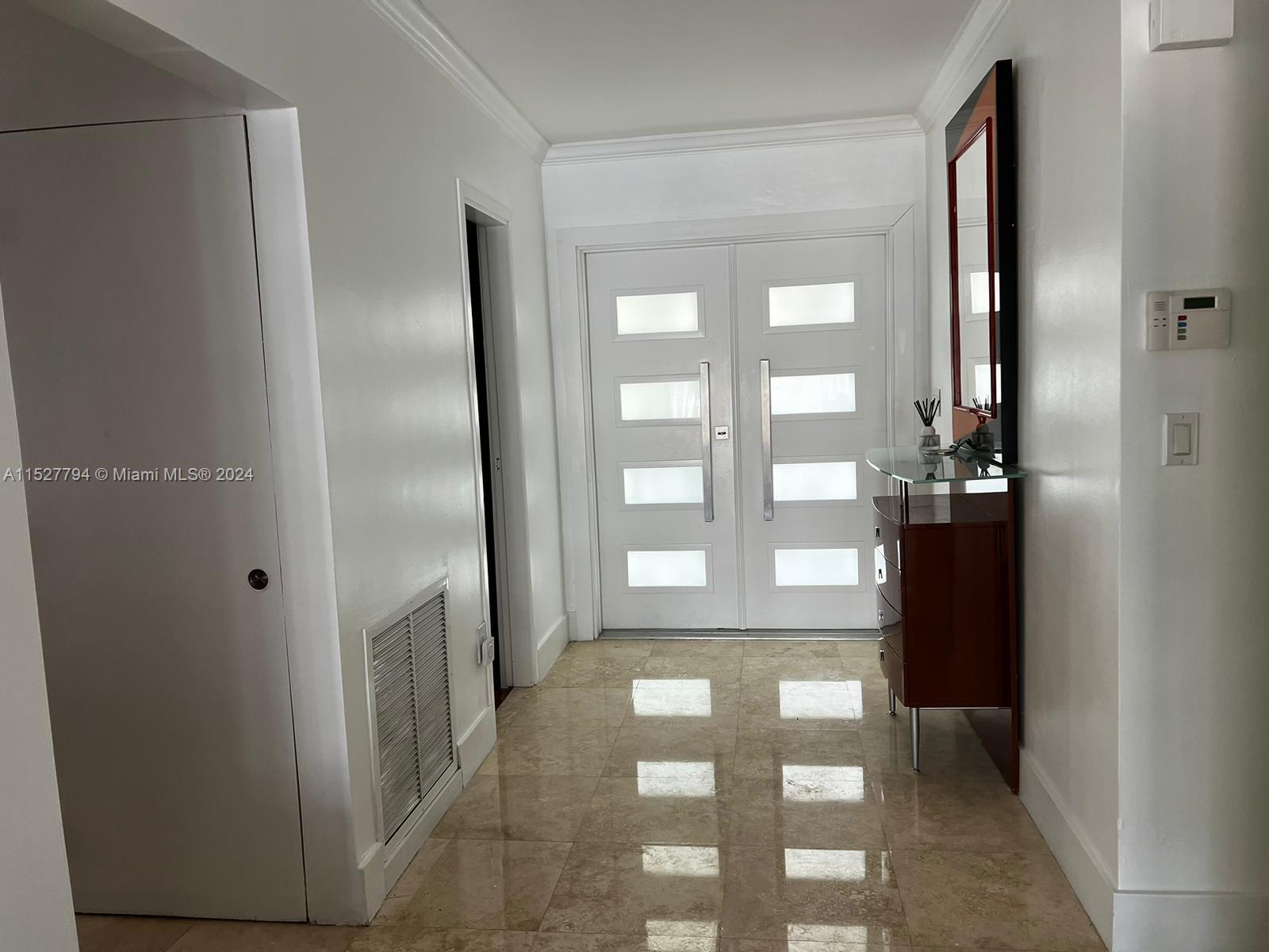 1955 NE 119th Rd, North Miami, Florida 33181, 4 Bedrooms Bedrooms, ,4 BathroomsBathrooms,Residentiallease,For Rent,1955 NE 119th Rd,A11527794