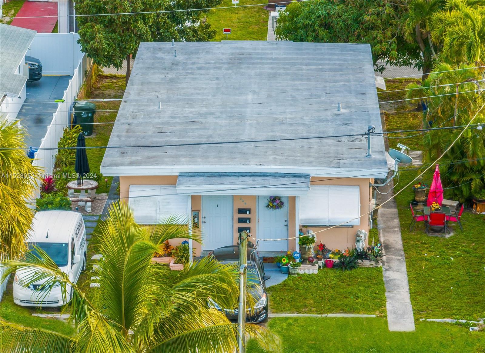326 NE 6th St, Hallandale Beach, Florida 33009, ,Residentialincome,For Sale,326 NE 6th St,A11528052