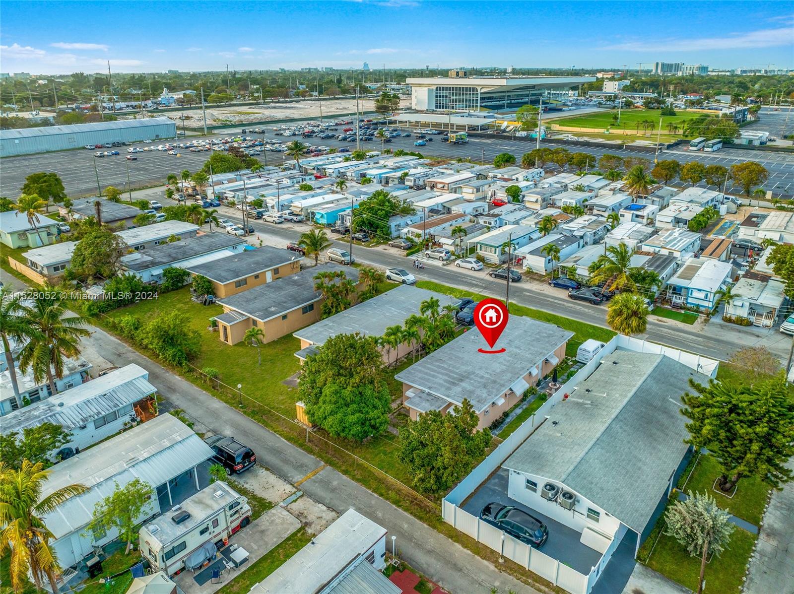 326 NE 6th St, Hallandale Beach, Florida 33009, ,Residentialincome,For Sale,326 NE 6th St,A11528052