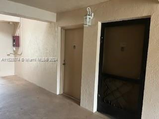 5981 Washington St 209, Hollywood, Florida 33023, 2 Bedrooms Bedrooms, ,2 BathroomsBathrooms,Residential,For Sale,5981 Washington St 209,A11528074