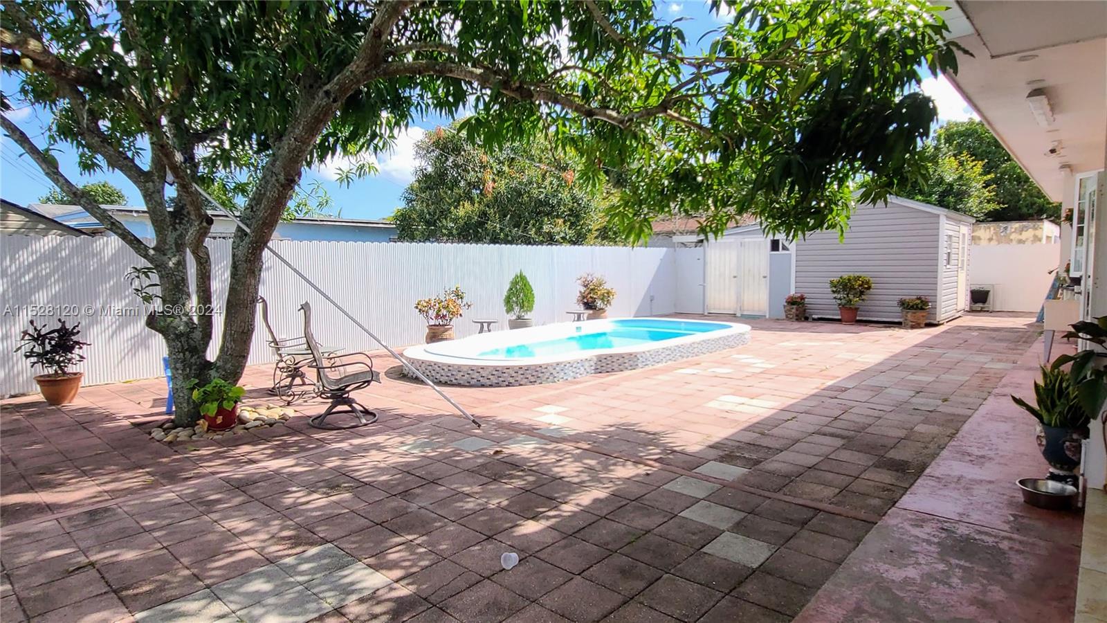 18605 NW 42nd Pl, Miami Gardens, Florida 33055, 4 Bedrooms Bedrooms, ,3 BathroomsBathrooms,Residential,For Sale,18605 NW 42nd Pl,A11528120