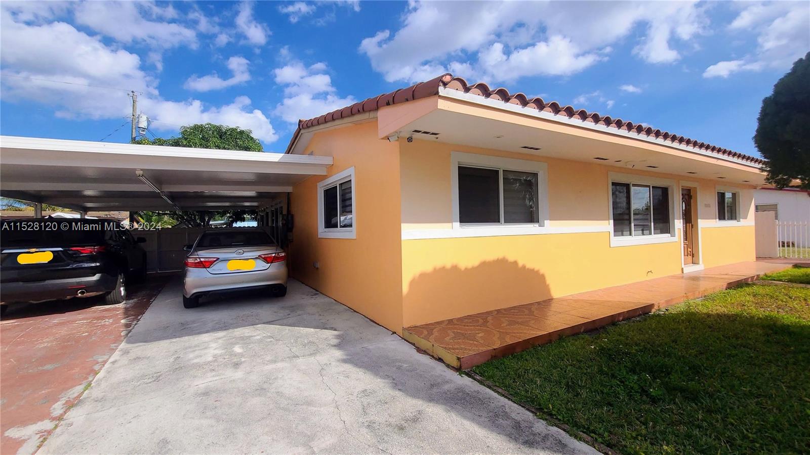 18605 NW 42nd Pl, Miami Gardens, Florida 33055, 4 Bedrooms Bedrooms, ,3 BathroomsBathrooms,Residential,For Sale,18605 NW 42nd Pl,A11528120