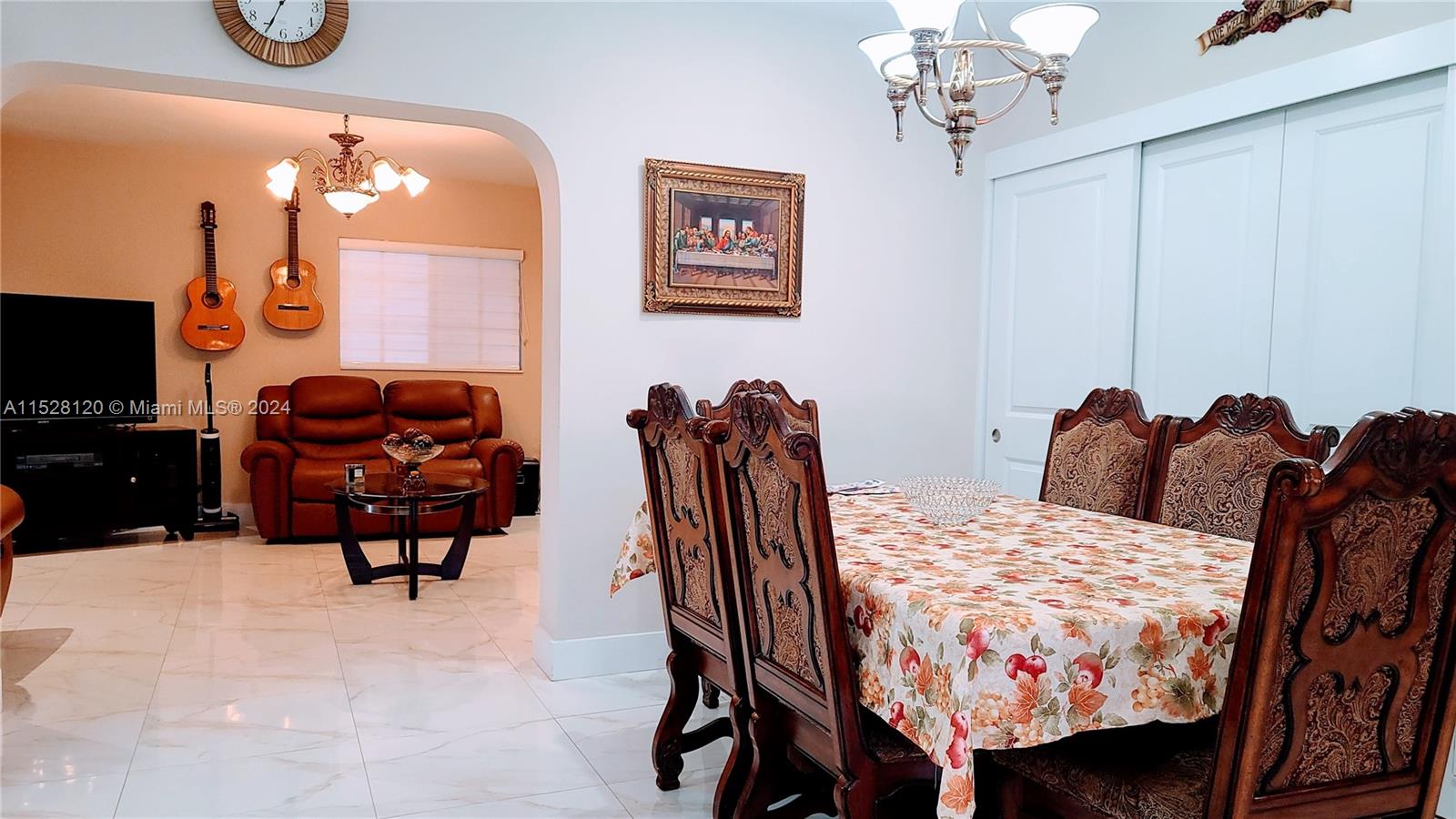 18605 NW 42nd Pl, Miami Gardens, Florida 33055, 4 Bedrooms Bedrooms, ,3 BathroomsBathrooms,Residential,For Sale,18605 NW 42nd Pl,A11528120