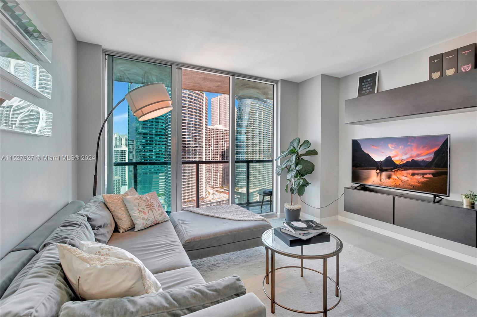 500  Brickell Ave #3505 For Sale A11527927, FL