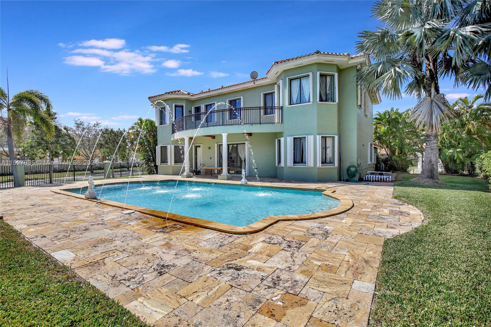 19365 SW 78th Pl, Cutler Bay, Florida 33157, 6 Bedrooms Bedrooms, ,5 BathroomsBathrooms,Residential,For Sale,19365 SW 78th Pl,A11527935